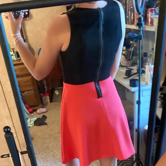 Pink & Black Color Block Dress - Picture 3 of 3